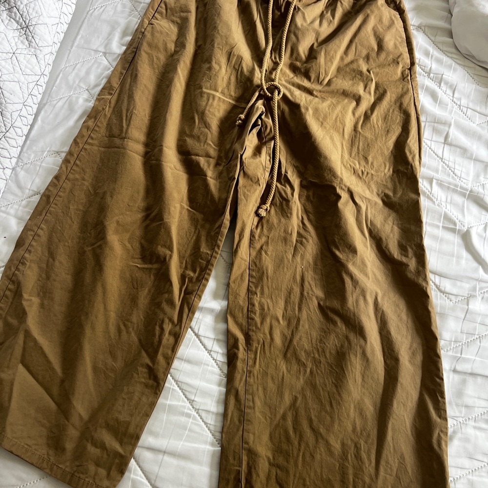 Banana Republic Brown Chinos Versatile Khakis